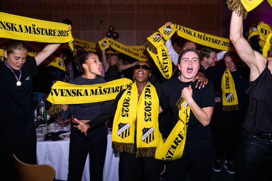 Häckens Paulina Nyström, Felicia Schröder, Monica Jusu