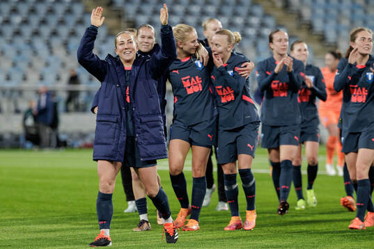 Malmö FFs Mia Persson jublar