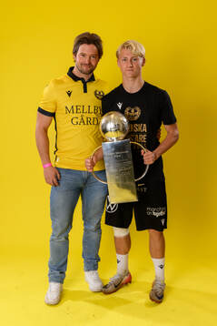 Mjällbys Romeo Leandersson med pappa William Leandersson