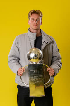 Mjällbys f.d spelare Jakob Kiilerich Rask jublar med