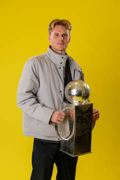 Mjällbys f.d spelare Jakob Kiilerich Rask jublar med