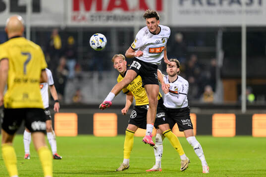 Mjällbys Herman Johansson, Häckens Silas Andersen och