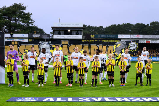 Häckens spelare vid lineup