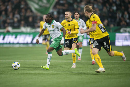 Hammarbys Okeke Obilor Denzel och Elfsborgs Julius Magnusson