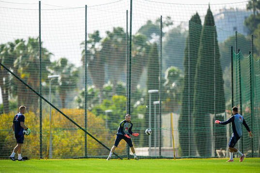 Goalkeeper coach Linus Kandolin and goalkeepers Viktor