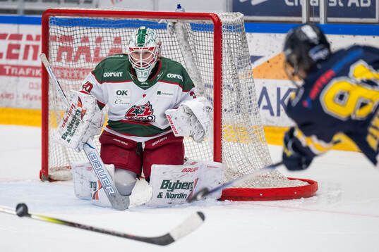 Modos målvakt Lovisa Persson