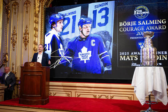 Nicklas Lidström when Mats Sundin has been awarded the