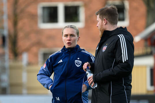 Rosengårds Emilia Larsson och tränare Rafael Roldan