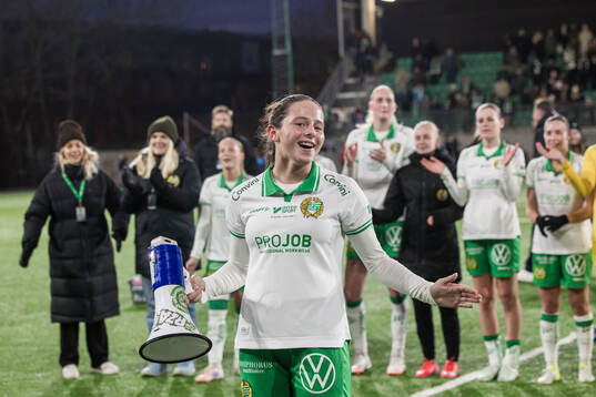 Hammarbys Stella Maiquez jublar