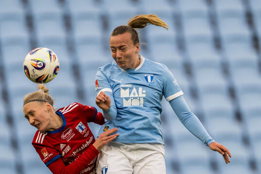 Vittsjös Sanni Ojanen och Malmö FFs Sara Kanutte