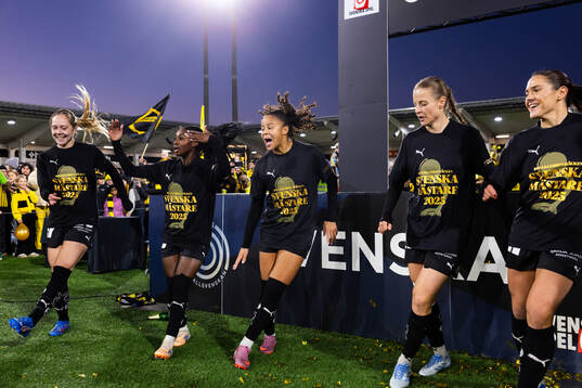 Häckens Alice Bergström, Monica Jusu Bah, Felicia