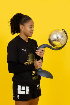 Häckens Felicia Schröder jublar med Kronprinsessan