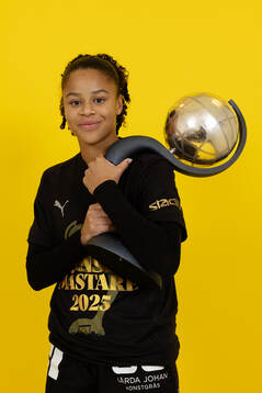 Häckens Felicia Schröder jublar med Kronprinsessan