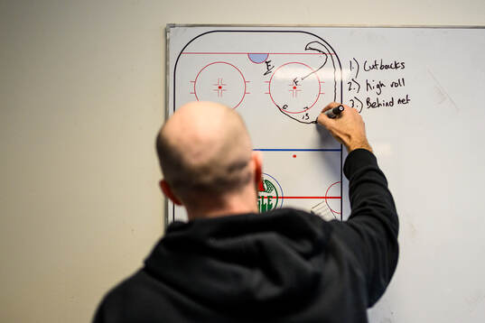 Assisterande tränare Taylor Matson