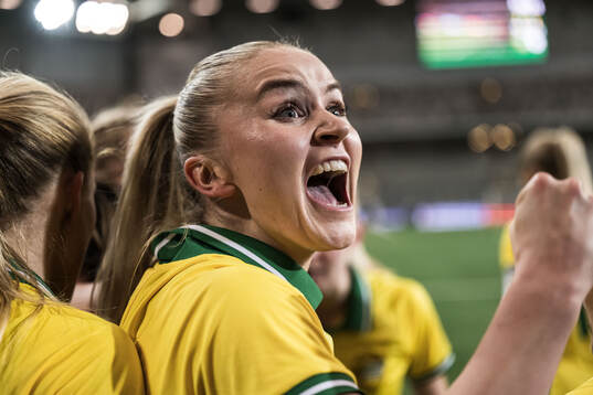 Anna Jøsendal of Hammarby celebrates