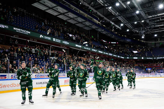 Färjestads spelare jublar