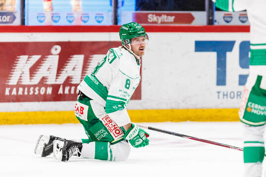 Rögles Linus Sandin jublar