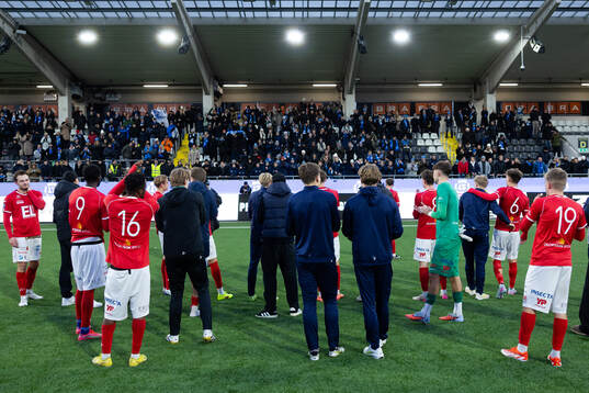 Norrbys spelare jublar