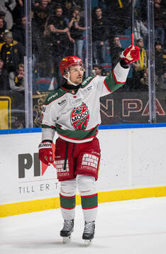 Modos Gerry Fitzgerald jublar