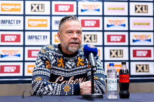 Växjös assisterande tränare Fredrik Hellgren på