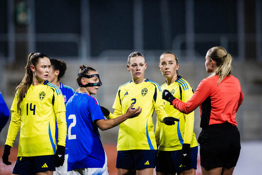 Svea Rehnberg, Sofia Reidy and Athinna Persson Lundgren of