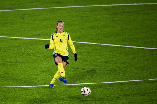 Athinna Persson Lundgren of Sweden