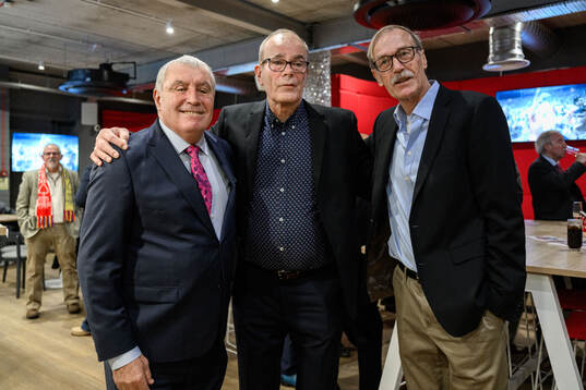 Goalkeeper Peter Shilton of Nottingham Forest, goalkeeper