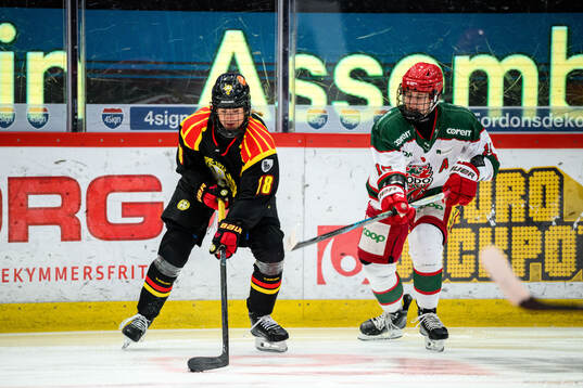 Modos Elsa Åberg och Linnéa Andersson
