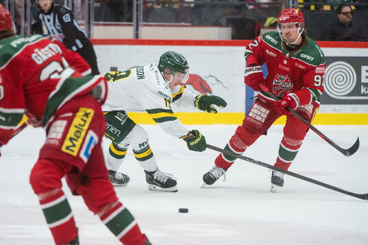 Björklövens Axel Ottosson och Modos Jesper Olofsson