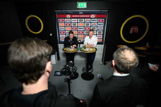 Brynäs assisterande tränare Ove Molin och HV71s