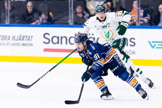 Växjös Felix Robert och Färjestads Gabriel Carlsson