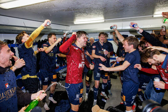 Örgrytes spelare jublar