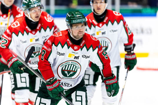 Frölundas Linus Weissbach jublar