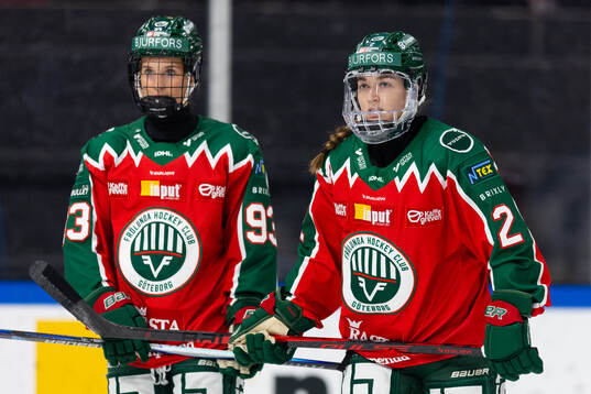 Frölundas Nellie Svensson och Melissa Jefferies