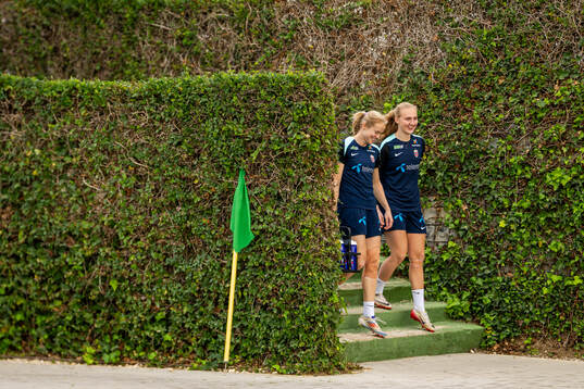 Julie Blakstad and goalkeeper Sunniva Skoglund of the