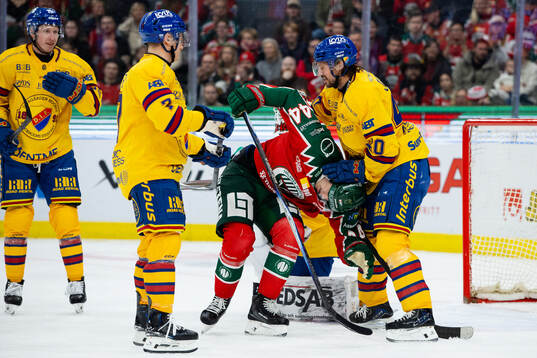 Frölundas Noah Dower Nilsson och Djurgårdens Jacob