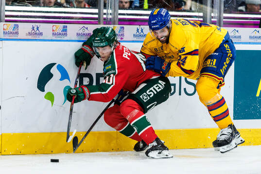 Frölundas Jacob Peterson och Djurgårdens Ludvig Rensfeldt