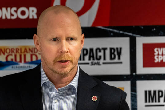 Örebros assisterande tränare Tobias Thermell på