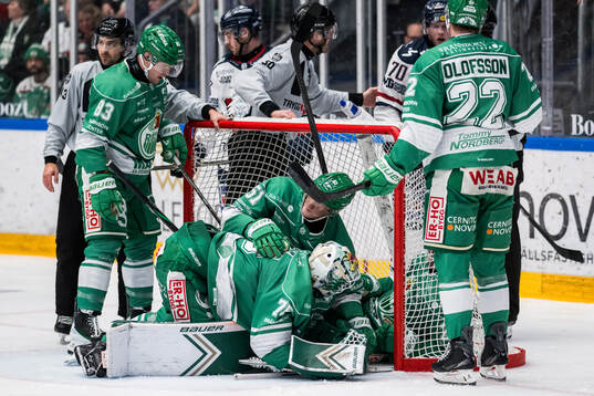 Rögles målvakt Arvid Holm, Calle Själin och Mattias