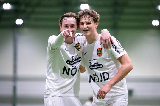 Brommapojkarnas Henry Lindgren och Atle Wahlund jublar