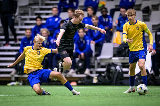 Bröndbys Hector Andersen och Branns Marius Endresen och