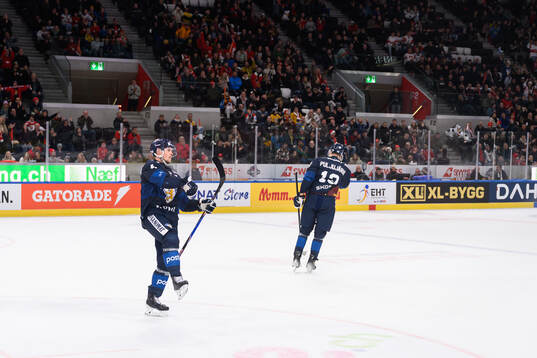 Mikko Lehtonen celebrates