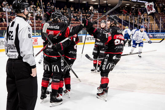 Malmö spelare jublar