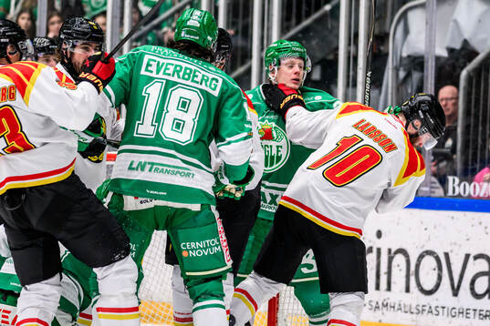 Rögles Fredrik Olofsson och Brynäs Johan Larsson