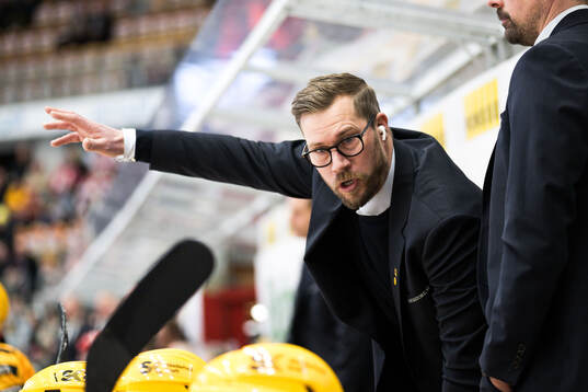 Skellefteås assisterande tränare Andreas Falk