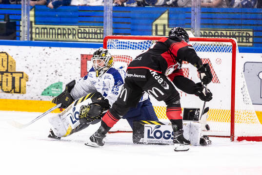Malmö Redhawks Robin Hanzl avgör 2-3 på straff bakom