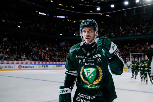 Färjestads Joel Kellman jublar