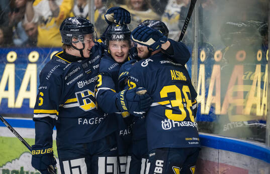 HV71s Karl Annborn, Hugo Pettersson, Olle Alsing och Eddie