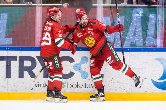 Moras Arvid Degerstedt jublar