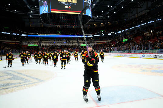Brynäs Greg Scott jublar